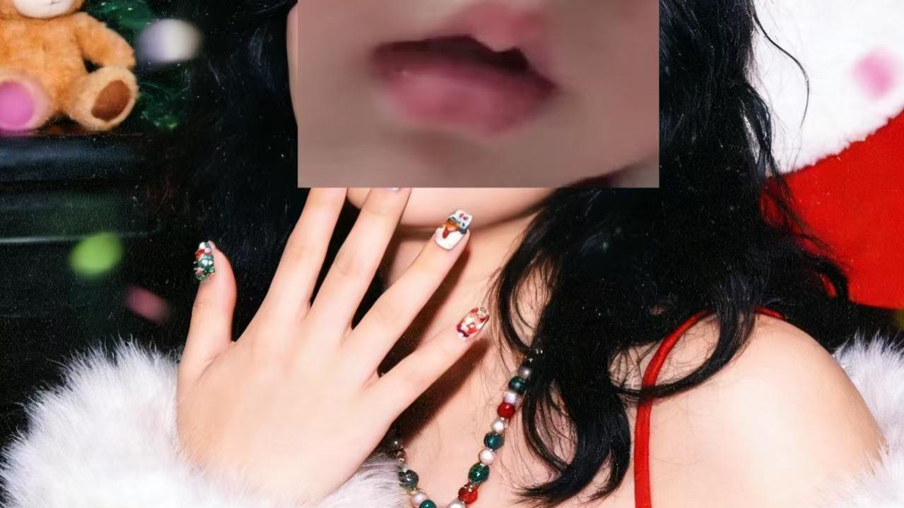 免费AI圣诞写真速来！这不比影楼排队花钱强多了？