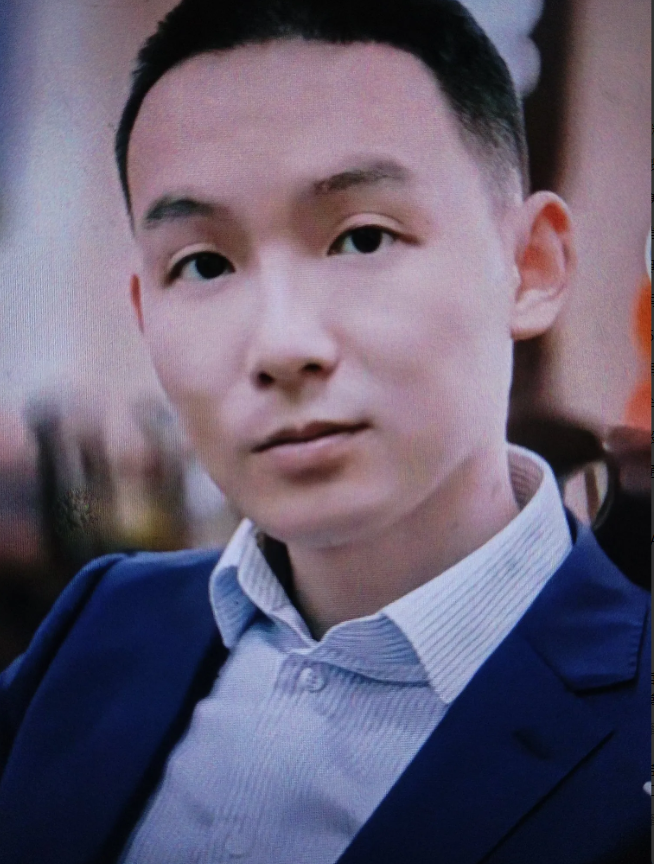 浩男回来太晚了
 如果浩男早两年回来 或许真的只有浩男这一个儿子
浩男回来的太及