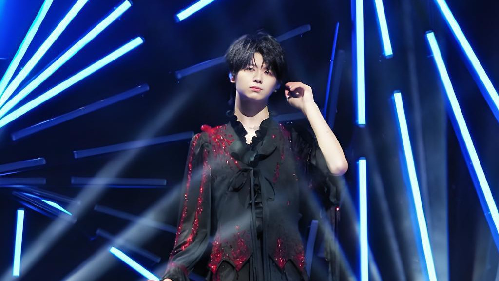 从蓝多多到万人场馆：23岁黄誉博的逆袭之路，苦尽甘来终成真！