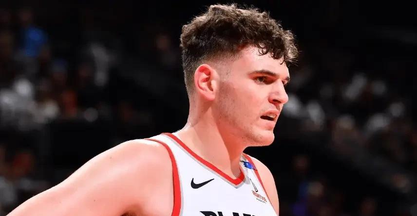 克林根得到球内队友的大力认可，在战胜湖人队这场比赛中，很多球员表示，如果没有克林