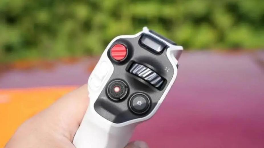 影石新品销量深陷“罗生门”，影翎A1真火了吗？