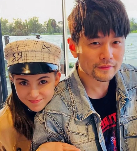 我问我爸，如果你是周杰伦，你会选蔡依林还是昆凌？我爸说：当然是昆凌啦！
我问他为