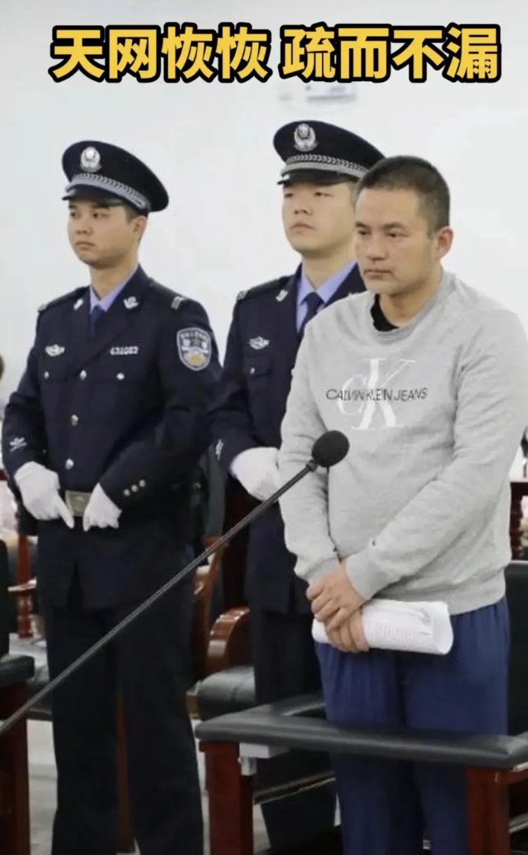 刘翔峰现任与前任妻子2段婚姻
钱财无数，为什么他依然没有孩子呢，说来还是他自己