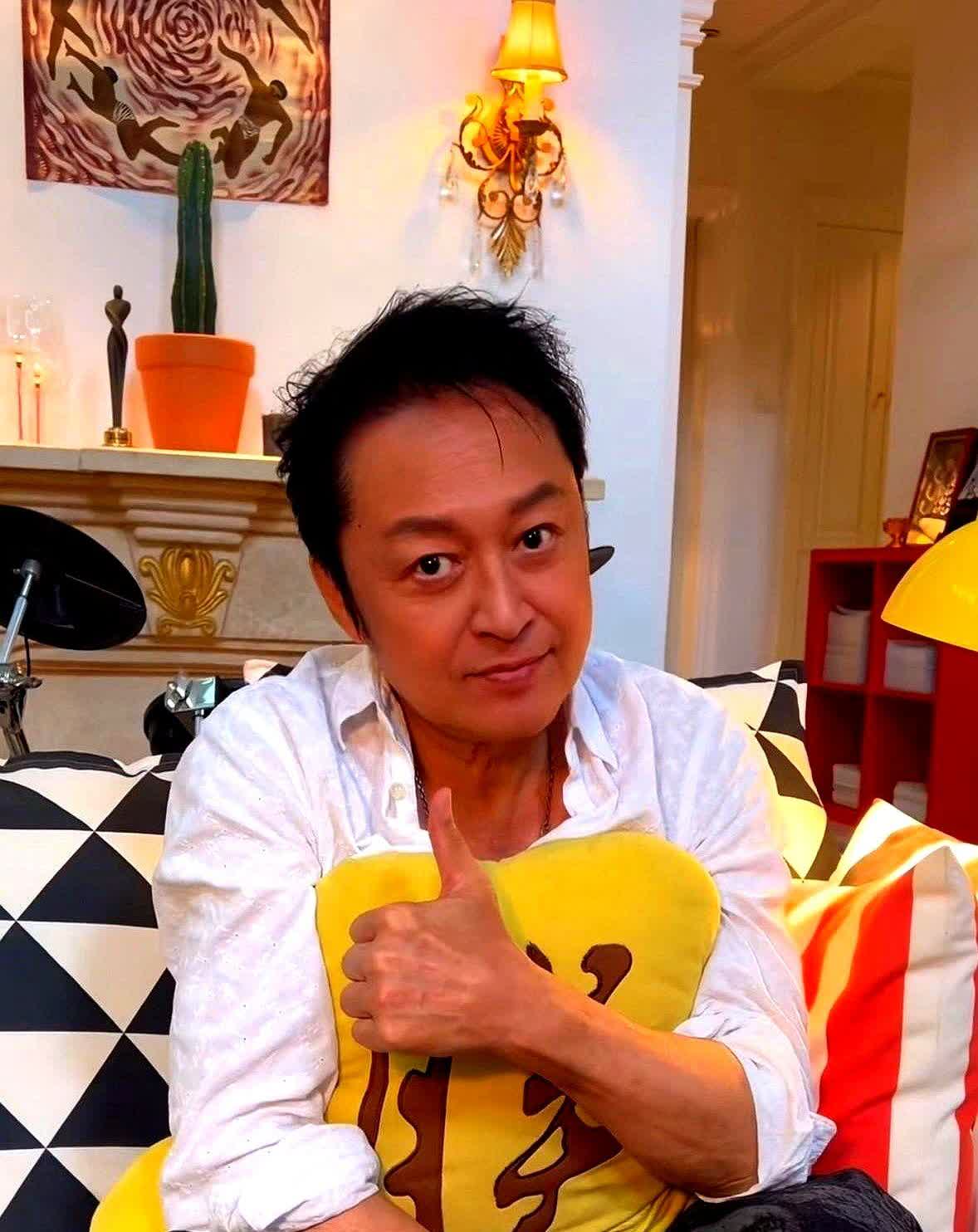 63岁马景涛晕倒后续来了！

跟网友猜测的完全不一样，

他不是脑梗，也