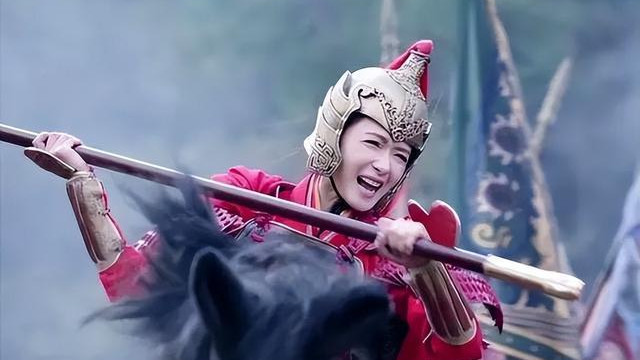 杨家12寡妇各个下场凄凉，穆桂英被万箭穿心，只有一人平安回归