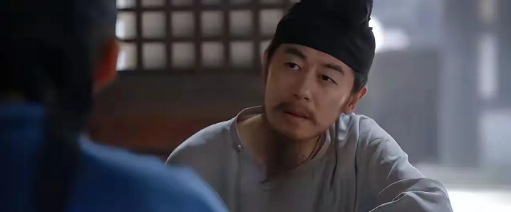 朱亚文一手好牌打得稀烂！

以前的他明明是大男主，如今却沦落到当客串，连名字都上