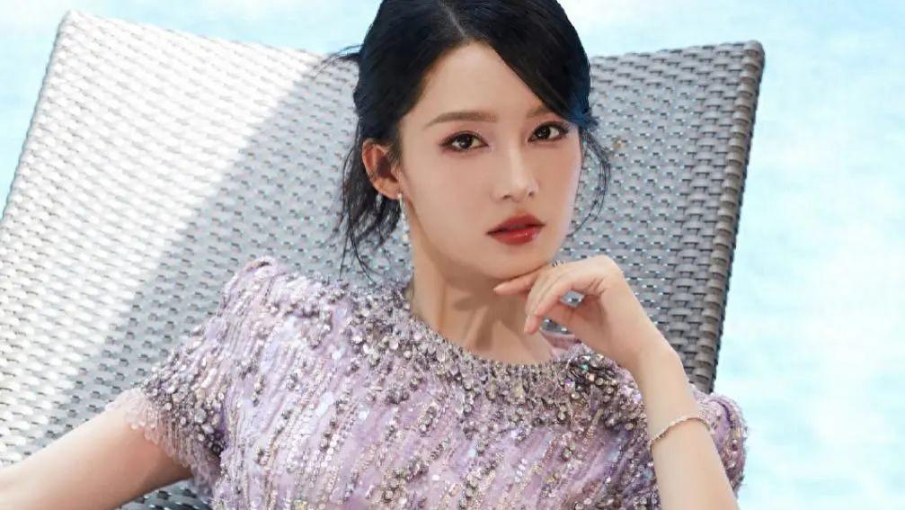 李沁：出道17年，仍在追寻爆火的机会