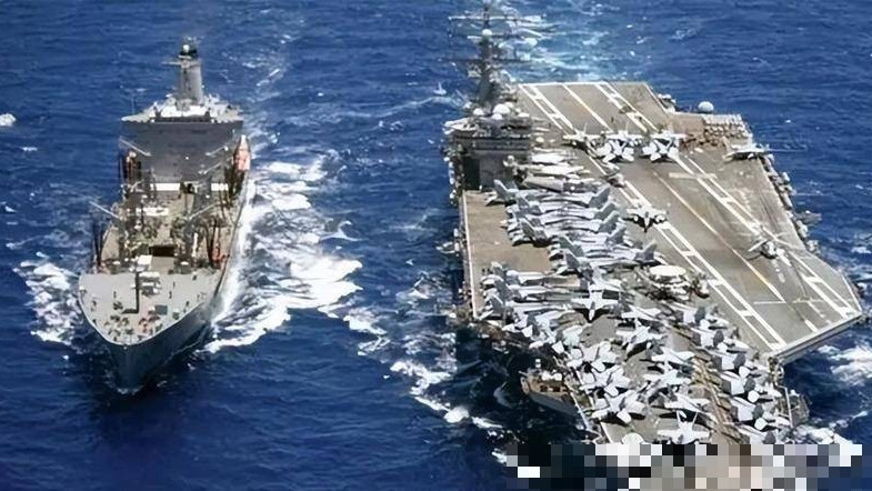 14艘钢铁巨兽！22万吨巨浪翻滚！福建号航母编队战力究竟多强？