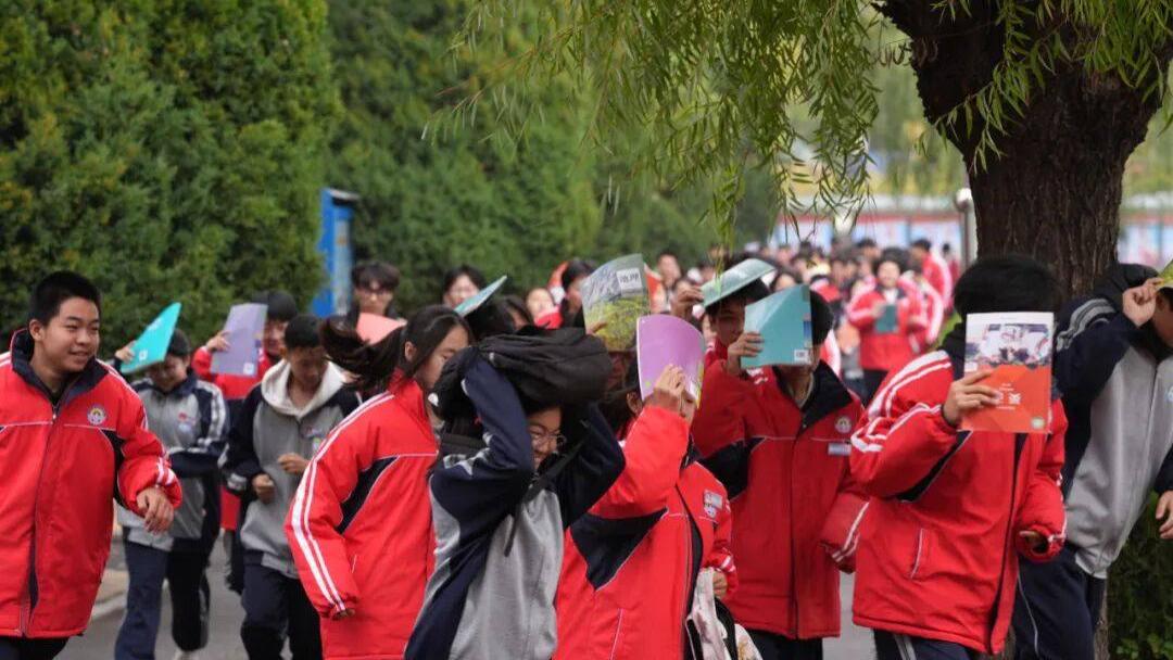 以“演”筑防，以“练”护航——忻州二中开展地震应急疏散演练活动