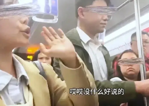 “危害性太大了”！上海，女子乘地铁，一名男子在她身后，拉开裤链做不雅动作，女子察