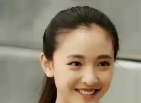 你发现了没有？
才发现有些女孩的人生就不能太顺溜我今天查了一下吴倩的经历，不查
