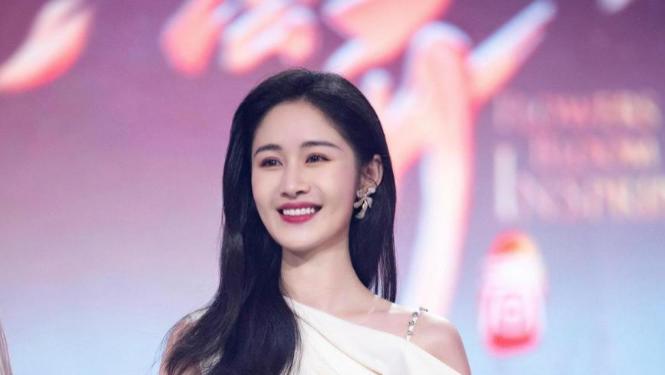梁田胡允庭“梁庭CP”因AI合成亲吻视频引热议