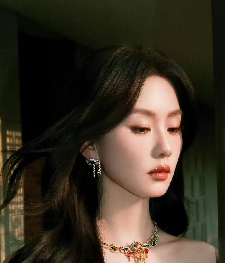 我已经分不清这是刘诗诗还是陈都灵了[泣不成声]