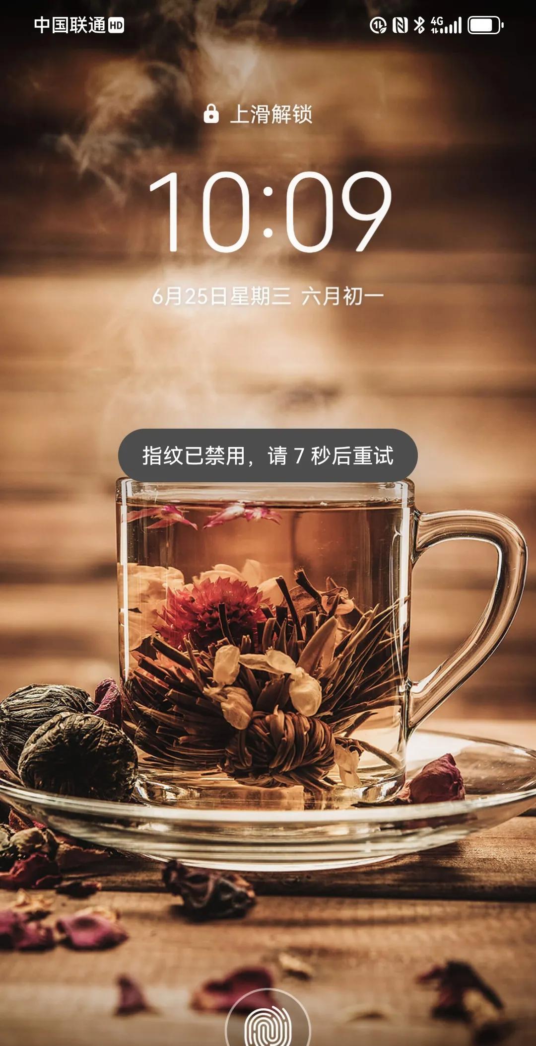 啃老是传统，全世界都这样，有什么大惊小怪的。
欧洲在等级社会时期，贵族是家族传承