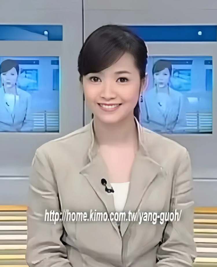 周侯恋的甜与殇











惊天大瓜！周杰伦和侯佩岑，曾经的金童玉女，