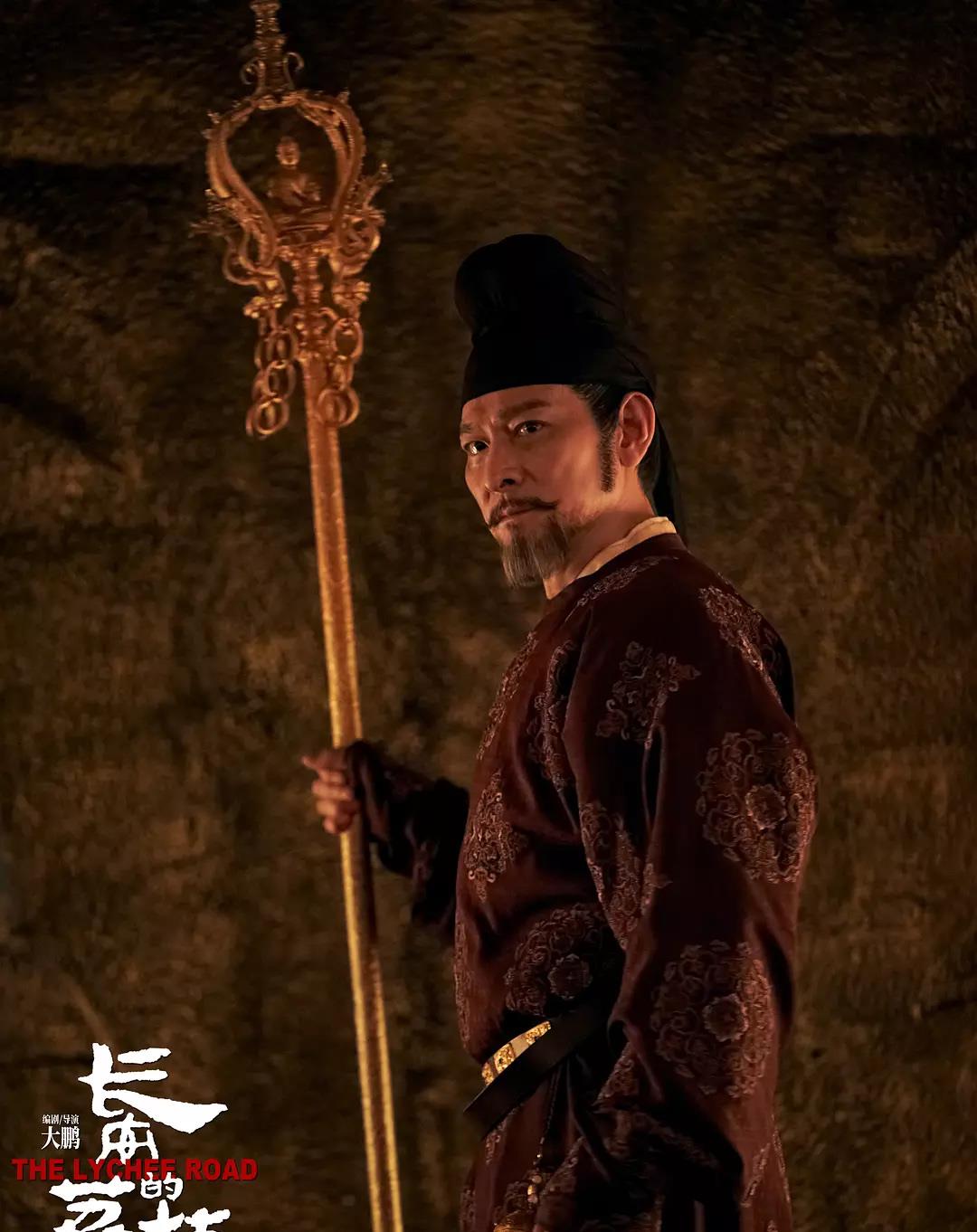 关于刘德华，有个问题，我一直不明白。
就是他想跨界做导演这件事。
照理说，刘