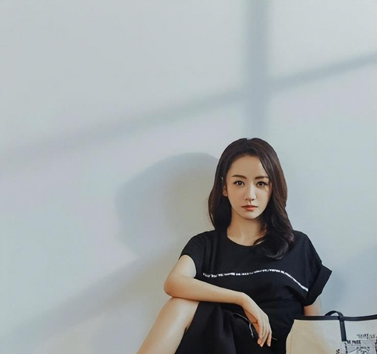 漂亮女演员搭档聂远终走红

















这究竟是什么样的神仙
