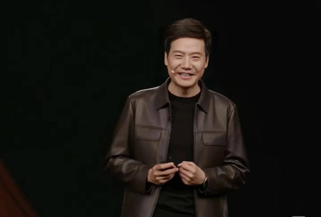 为什么雷军深受大众喜欢，不是因为他亲民形象，也不是因为他能让平民用上手机，更不是