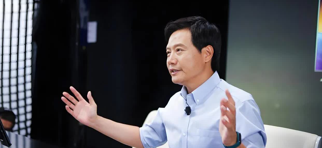 雷军的尴尬还在继续，小米车主抱团维权，一点都不妥协，弄得雷军估计睡不着觉了，车主