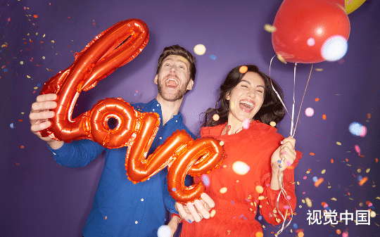 两个富二代回村吃席，插科打诨成就一段姻缘