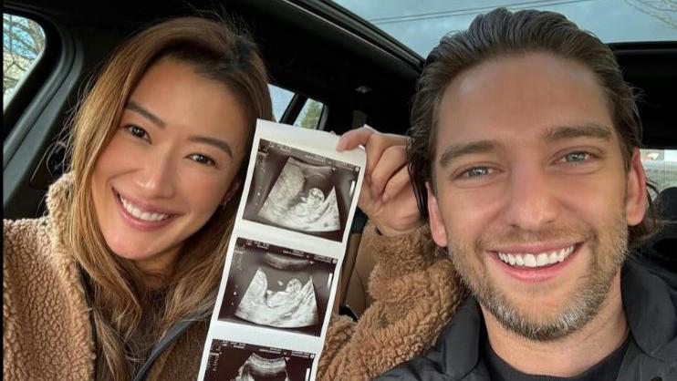 42岁谢婷婷再怀孕！6岁女儿生父成谜，现男友身份引热议！