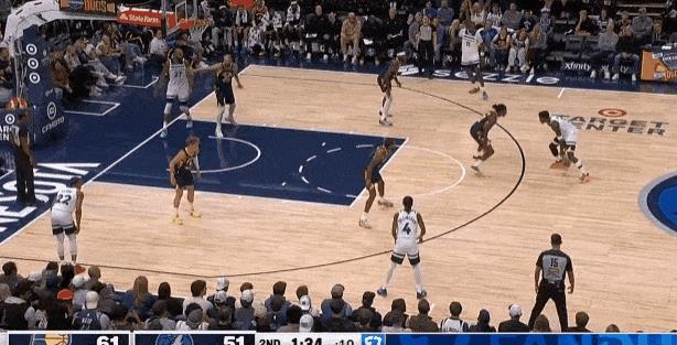 森林狼超级巨星华子真是太嚣张了！NBA季前赛，在森林狼对阵步行者的第二节比赛中，