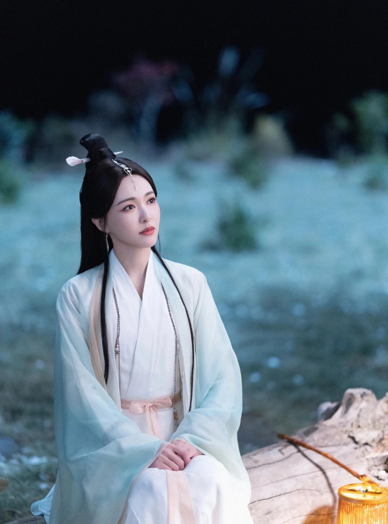 家人们，都2024了，还有人在被古偶剧创飞！唐嫣和刘学义主演的《念无双》悄咪咪开