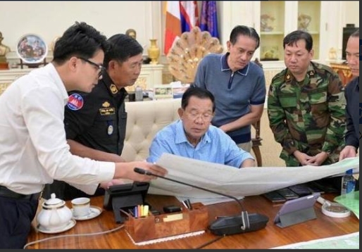 泰国媒体称洪森已经逃往中国，洪森在社交媒体上发文怒斥。
消息一出，立刻在东南亚政