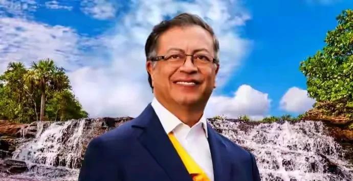 佩特罗来了！
飞越大半个地球，航程达15000公里，哥伦比亚总统到了北京！中方高