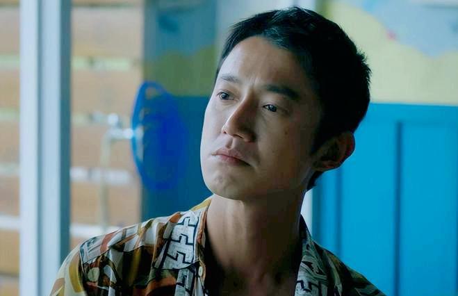 《马伯乐》：一个男人最掉价的行为，不是抽烟喝酒，也不是兜里没钱，更不是邋里邋遢，