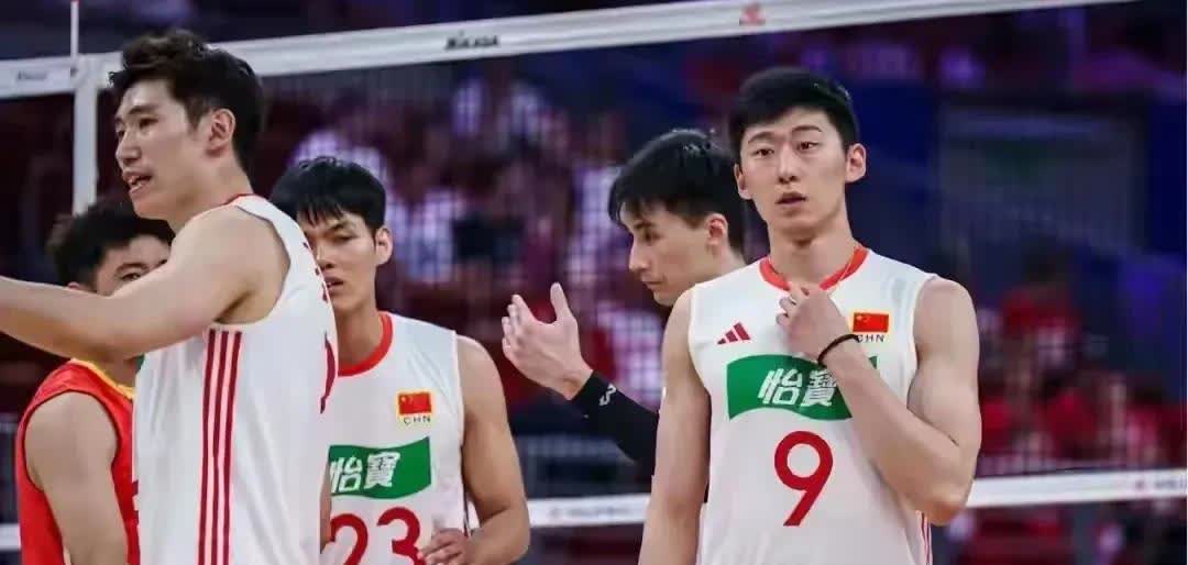 有时很纳闷，连球迷都能看出中国男排的问题，海宁作为一个资深教练，他难道会看不出来