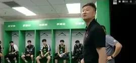 杜指导出马降维打击！广东省实验中学耐高夺冠
广东实验中学以79-75战胜清华附中