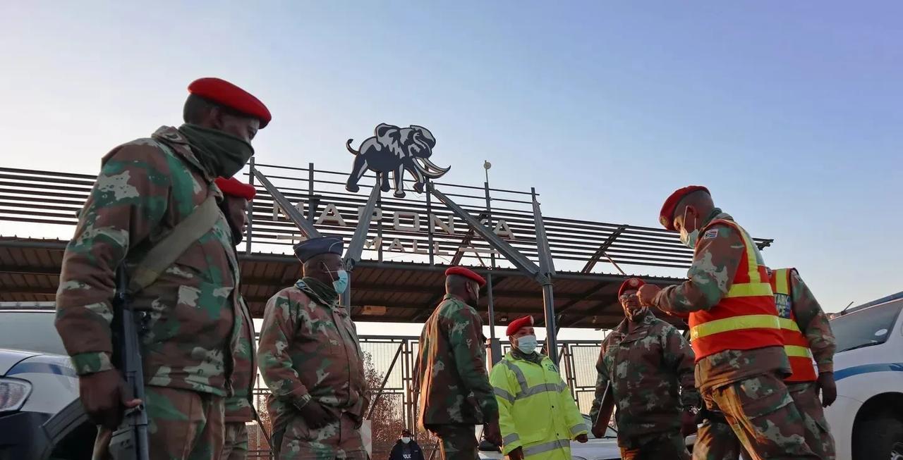 【重点关注：南非军方对虚假兵变视频展开内部调查】
南非武装部队警告公众不要传播虚