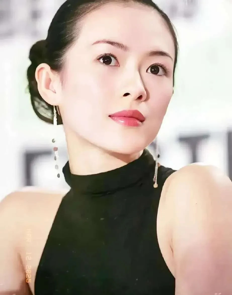 汪峰章子怡离婚真相











天哪！你敢信？汪峰和章子怡离婚，居然不