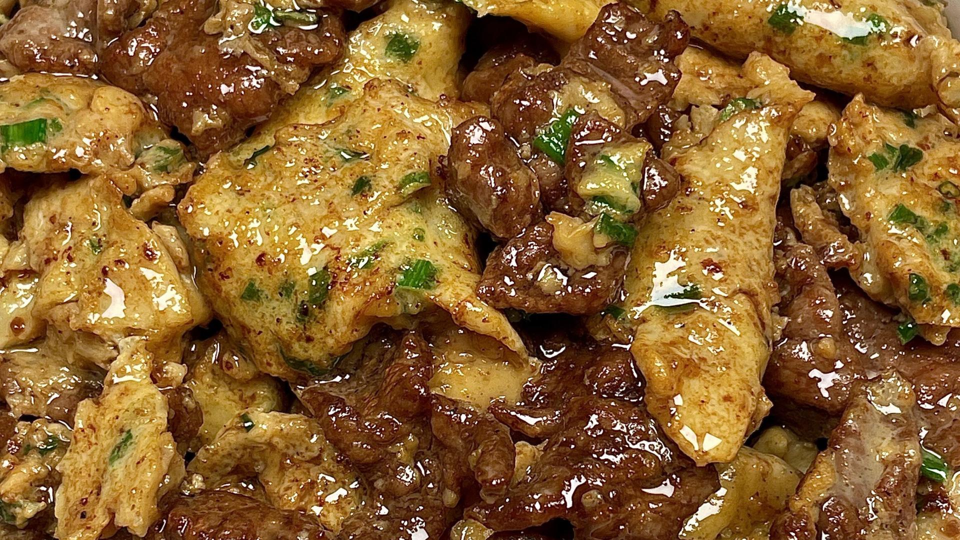 香喷喷的牛肉炒鸡蛋：一口唤醒记忆里的家常滋味