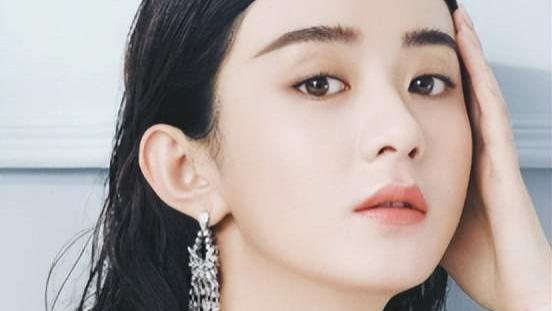 赵丽颖离婚3年逆袭！消失5个月后官宣新剧 活成前夫高攀不起的样子