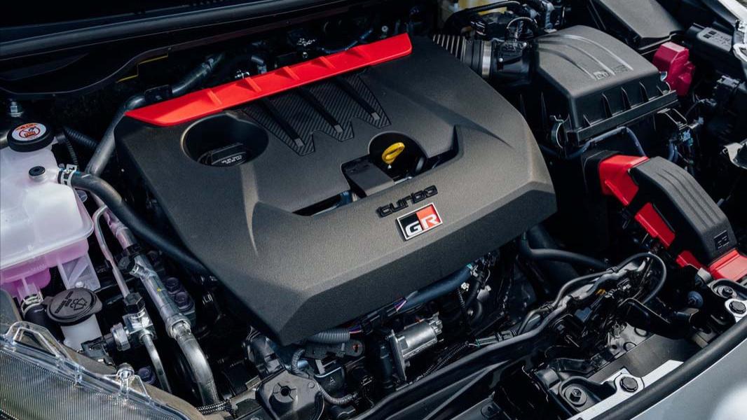 丰田DAT自动变速箱：意图挑战宝马ZF变速箱的神级表现？