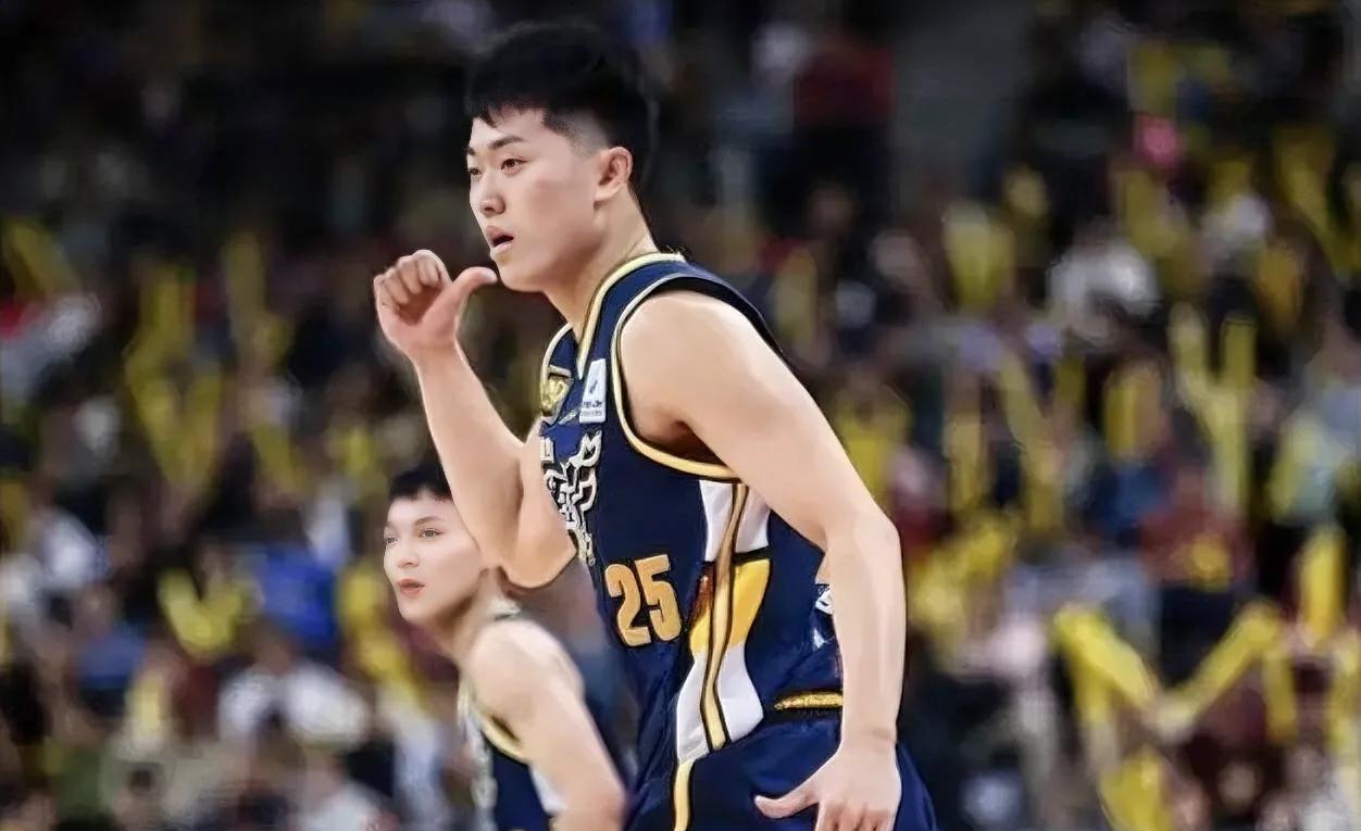 广东84-74广厦，赛后传递3个好消息、4个坏消息。
一：3个好消息
1:张皓嘉