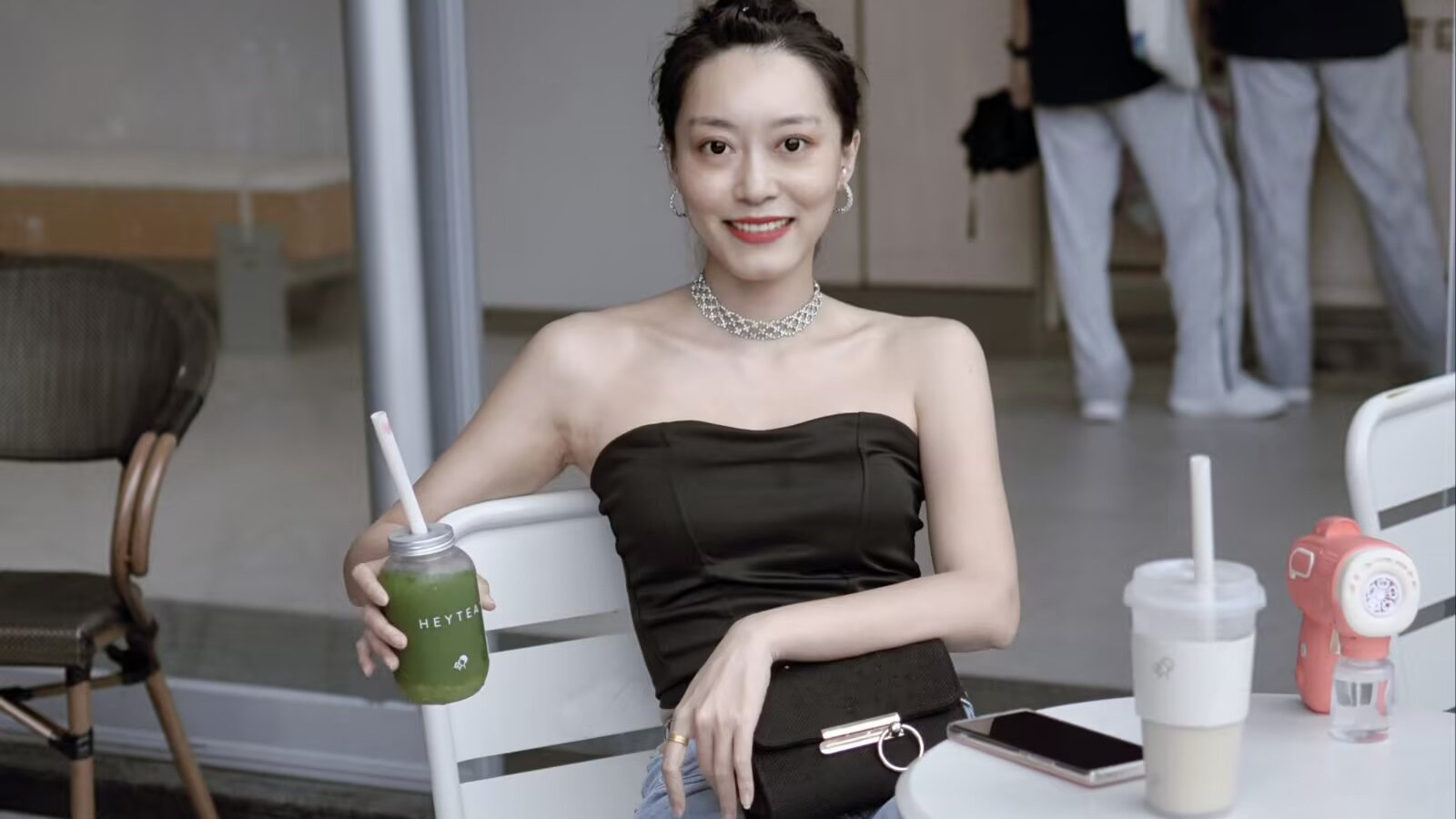 骨像美人杨芳芳：西方人的立体感 东方人的温婉气质