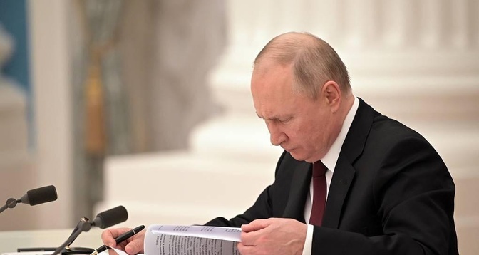 一旦中国武统，俄罗斯作何反应？



普京关于又有新说法，特意强调大陆统一可以绕