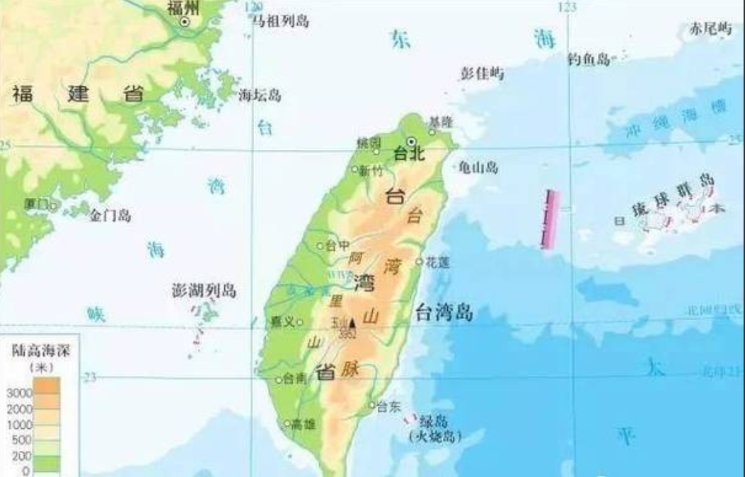 最后台湾的回归可能会有三种方式，目前看来，第三种可能性最大，因为武力统一以及被动