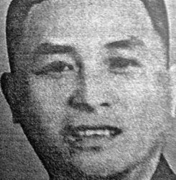 1941年，谢育才夫妇被捕，为了逃出监狱给组织送情报，他们忍痛丢下不满一周岁的儿