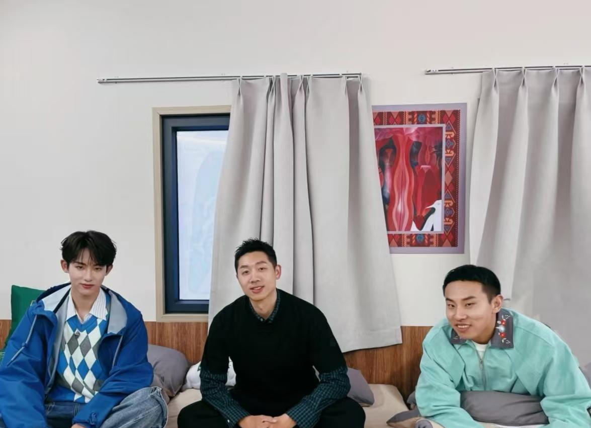 许昕问：这3人的面相好吗？
这是一个让人有些为难的问题，但我确定徐志胜的肯定好，
