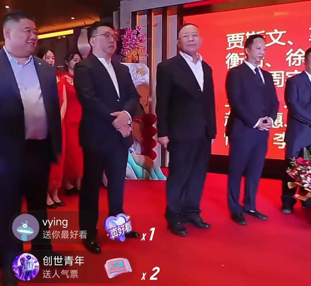 昨天围观了杨老五的收徒现场，我直呼好家伙！满屏都是杨门开山立派的口号，从头到尾愣