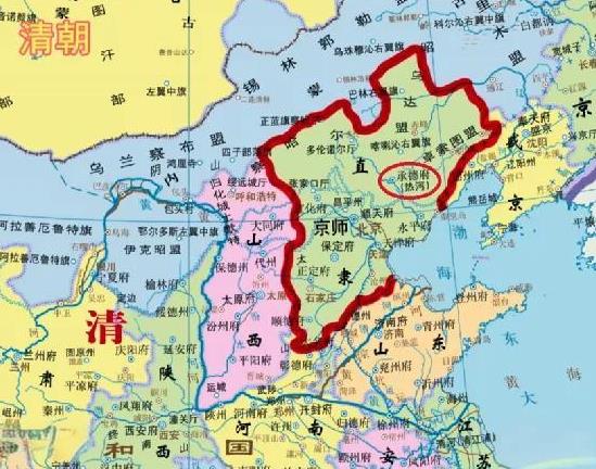 清朝皇帝喜欢待在热河行宫，康熙、乾隆这爷俩在位总时间约120年，有一半以上的时间