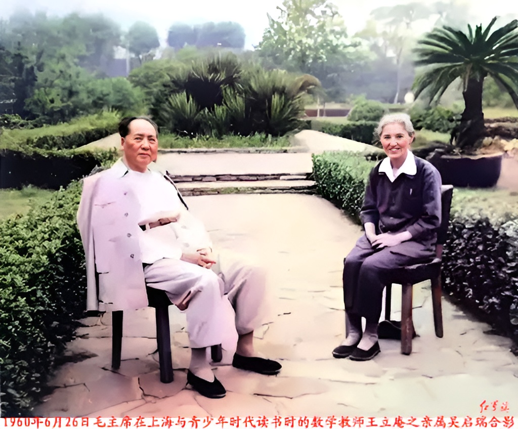 1948年，上海一处简陋居所里，王人路的生命即将走到尽头，他叮嘱妻子：“以后要是