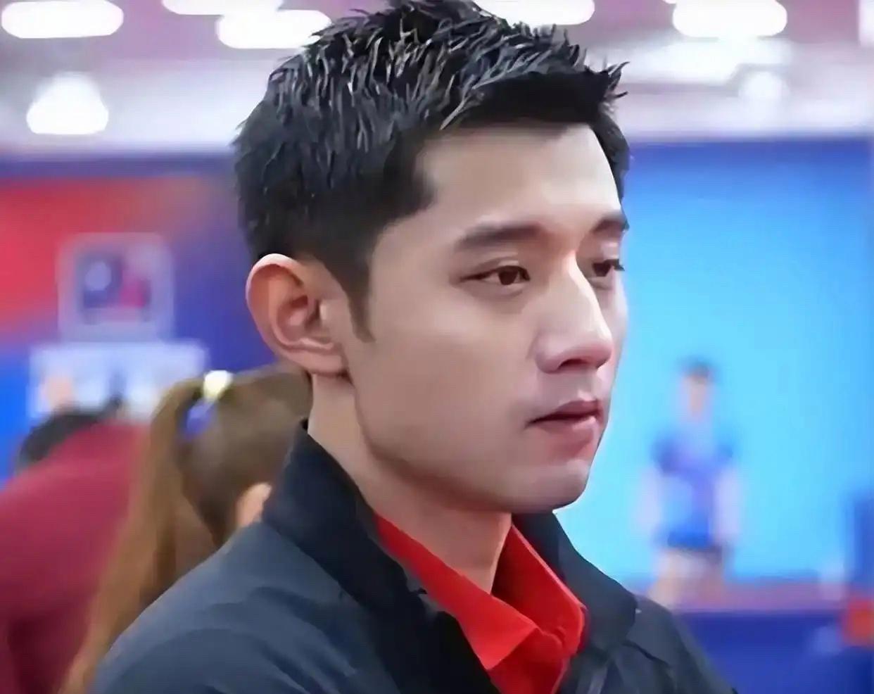 张继科真的敢说啊!!近日，乒乓球明星张继科在直播时锐评现役球员登顶可能性引发热议