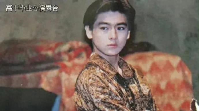 高中时期的林志颖怎么感觉和蔡徐坤有点像，难怪都能成为顶流