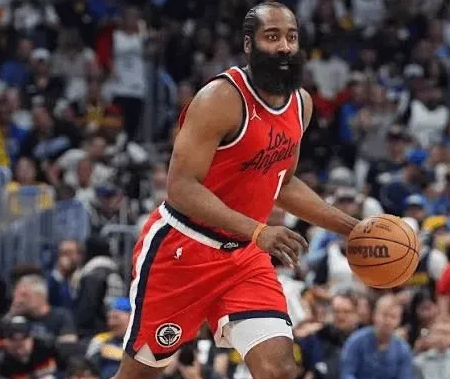 哈登：我们本来有很多机会锁定胜局，要更有纪律性
昨日NBA杯小组赛，快船126-