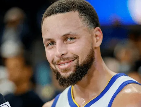 帕金斯在一档节目中谈到了勇士目前的状况：
“这支球队里所有人都辜负了斯蒂芬。我们